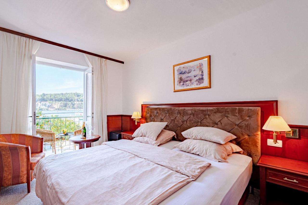 Hotel Dalmacija ヴェラ・ルカ エクステリア 写真